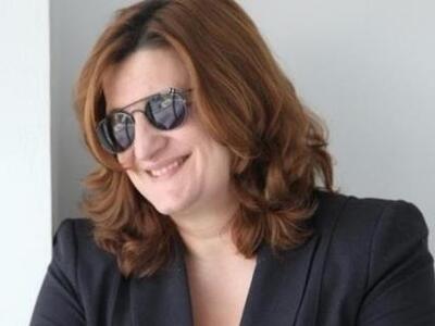 Η...  Χρυσαυγίτισσα που ανέβαζε απίστευτ...