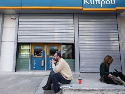 Δεν «βλέπουν» δεύτερο Μνημόνιο έξι στους...