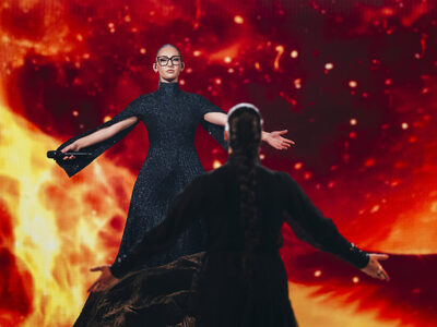 Ο Λάκης Γαβαλάς σχολιάζει Eurovision: «Θ...