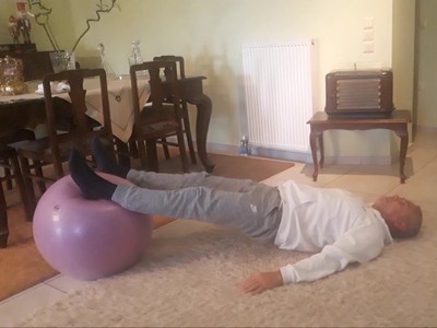 Ο Μάκης Παρασκευόπουλος μας γυμνάζει στο...