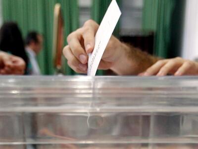 Νέα δημοσκόπηση: Η ΝΔ προηγείται 3,3 μον...