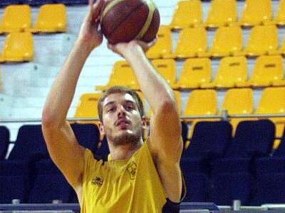 Συνεχίζει να βρίσκεται στο στόχαστρο του...