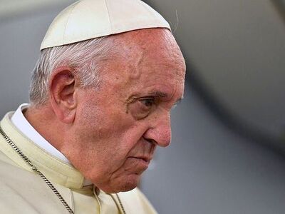 Ιστορική απόφαση του Πάπα Φραγκίσκου: Αν...