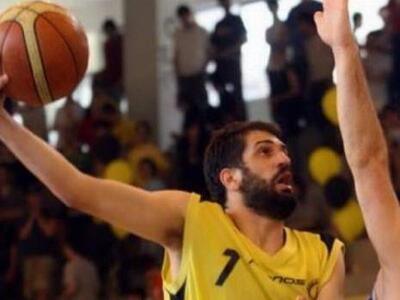 Θύμα ξυλοδαρμού ο Νίκος Παπανικολάου