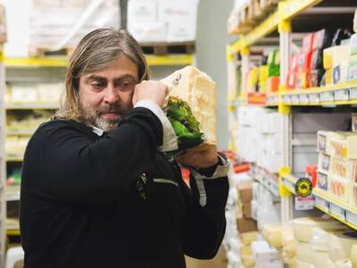 Ο Γιώργος Κοντογιάννης επί τω έργω ...