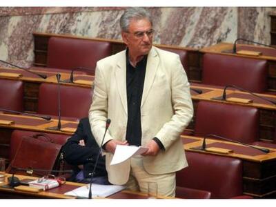 "Γέφυρες" στον Λυκούδη ρίχνει το ΠΑΣΟΚ 