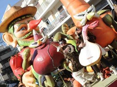 Πόσοι είδαν το καρναβάλι της Πάτρας;