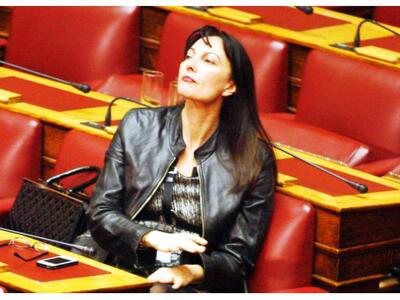 Κουντουρά: Αυτή η Βουλή δεν πρέπει να βγ...