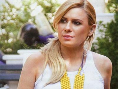 Κατερίνα Καραβάτου: Kαι επίσημα "Κυ...