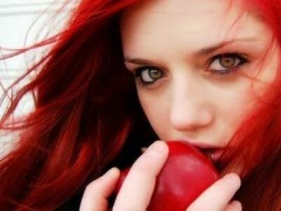 Οι κοκκινομάλλες είναι είδος... υπό εξαφάνιση!