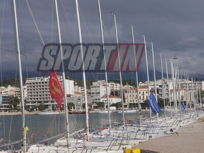 Ο μόλος της Aγίου Νικολάου γέμισε ξανά μ...