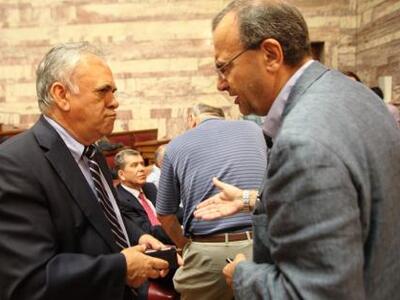 Στα δυο ο ΣΥΡΙΖΑ για το δημόσιο χρέος