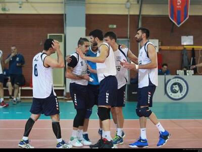 Βόλεϊ: Την Τετάρτη αναχωρεί για την Σμύρ...