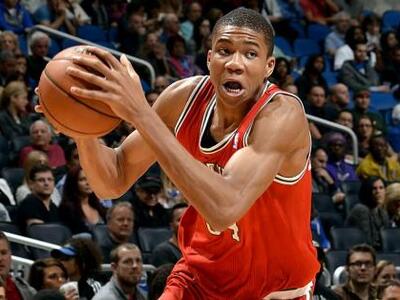 ΝΒΑ: Στο Νο 5 η ασίστ του Αντετοκούνμπο ...