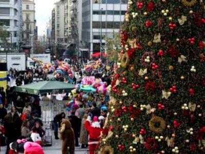 Ανάβει σήμερα o Χριστουγεννιάτικος διάκο...