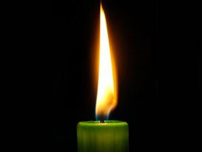 Βρέφος κινδύνεψε να καεί από κερί σε σπί...