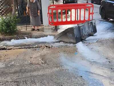 Πάτρα: "Ποτάμι" το νερό στην Τ...