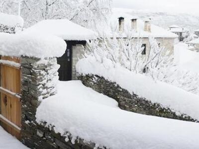 Έντονες χιονοπτώσεις στην Ήπειρο
