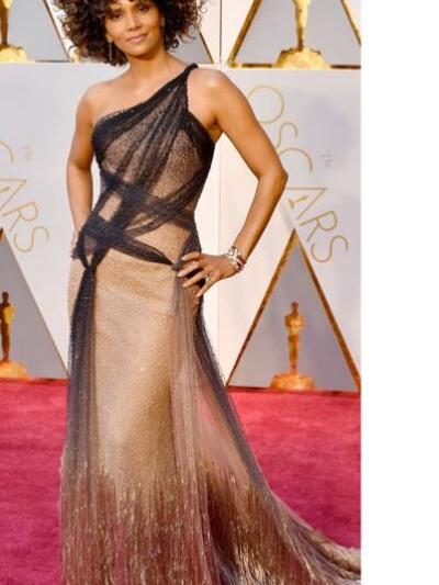 ΧΑΛΕ ΜΠΕΡΥ ΜΕ VERSACE