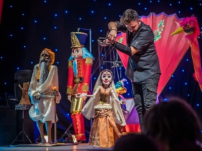 Μαγικό χριστουγεννιάτικο ταξίδι στη Δυτι...