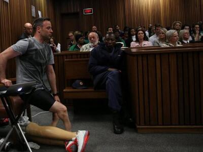 Ο Πιστόριους περπάτησε χωρίς τα προσθετι...