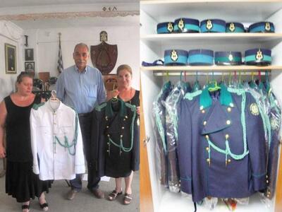 ΦΩΤΟ ΑΠΟ ΤΗΝ ΠΑΡΑΔΟΣΗ ΤΩΝ ΣΤΟΛΩΝ ΑΠΟ ΤΟΝ...