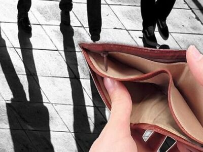 Εργαζόμενοι φτωχοί: Στον μισθολογικό πάτ...