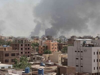 Σουδάν: Μαίνονται οι σφοδρές συγκρούσεις...