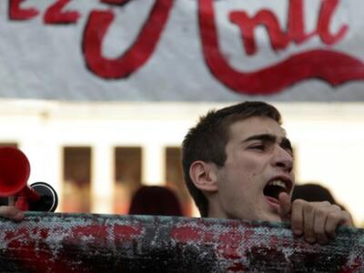 Πάτρα: Μάθε παιδί μου ... μπάχαλο- Πώς έ...