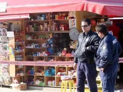 Πάτρα: Χτύπησαν και λήστεψαν περιπτερά σ...