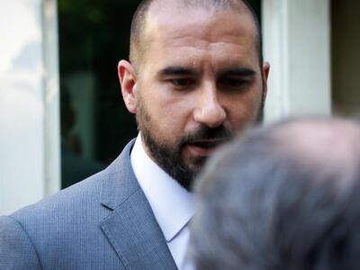 Τζανακόπουλος: Η ΝΔ και το VMRO παίζουν ...