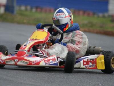 Καρτ: Άρωμα Ελλάδας στον τελικού του παγ...