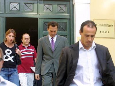 Απόντες Κεντέρης και Θάνου από τη δίκη τους