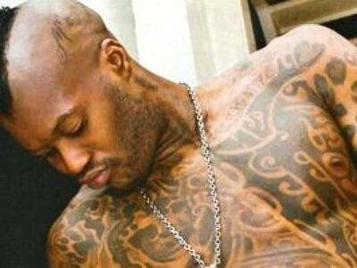 Ο Σισέ αποκαλύπτεται – Δείτε φωτογραφίες