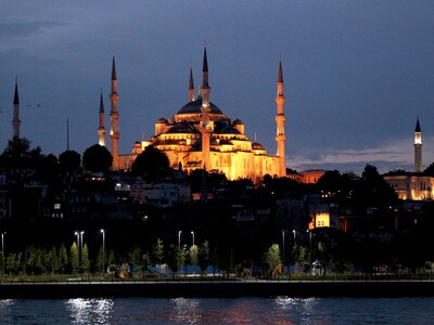 Οι Τούρκοι θέλουν να κάνουν τζαμί την Αγιά Σοφιά