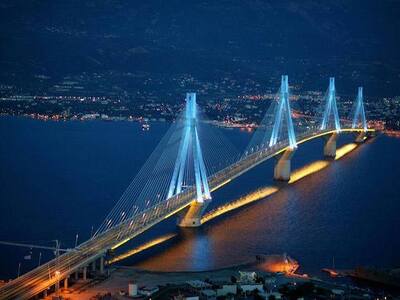 Η Αντικαρκινική Εταιρεία φωταγωγεί την Γ...