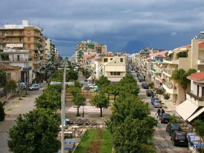 Τριών Ναυάρχων: Στην Πάτρα η «Τσίκνα» έχ...