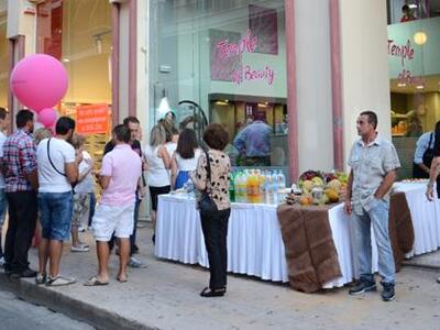 Λαμπερά εγκαίνια του κομμωτηρίου Temple ...