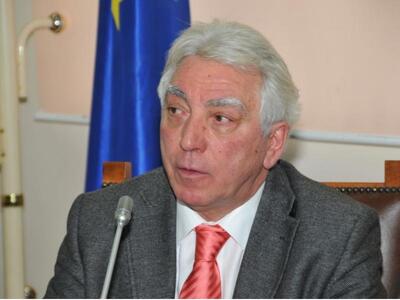 Ο Πρόεδρος του δημοτικού συμβουλίου για ...