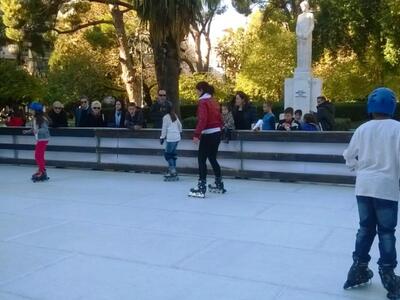 Πάτρα: Συνεχίζονται οι Χριστουγεννιάτικε...