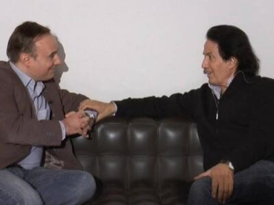 Η άγνωστη ζωή του τραγουδιστή Πασχάλη, σ...