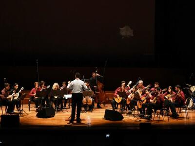 ΟΙ ΕΜΦΑΝΙΣΕΙΣ ΤΗΣ ΠΟΛΥΦΩΝΙΚΗΣ ΕΝΟΨΕΙ ΧΡΙΣΤΟΥΓΕΝΝΩΝ