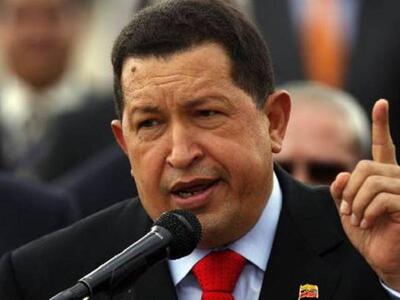 Στο πλευρό του Καντάφι ο Τσάβες 