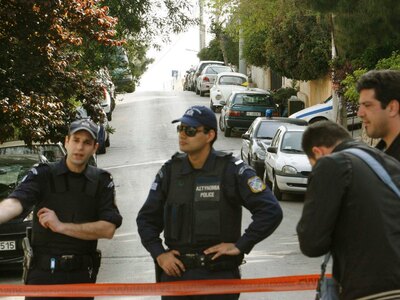 Διακόσια κιλά εκρηκτικά βρήκε η Αντιτρομ...