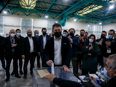 Το Λονδίνο ψήφισε Νίκο Ανδρουλάκη για τη...