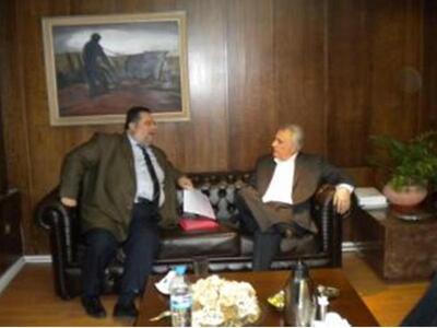 Ένας Δήμαρχος αναζητά επιτέλους...στέγη!