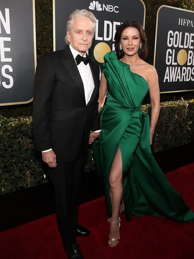 ΚΑΘΡΙΝ ΖΕΤΑ ΤΖΟΟΥΝΣ ΜΕ ELIE SAAB