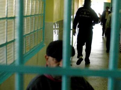 Πέρασαν ναρκωτικά σε δυο φυλακές!