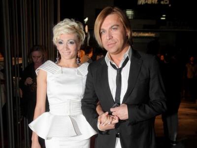 Κλόντια - Άννα Στόγια,Τρύφωνας Σαμαράς