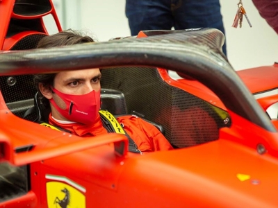 H πρώτη μέρα του Sainz στη Ferrari